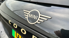 MINI Cooper 135kW E Classic 41kWh 3dr Auto Electric Hatchback